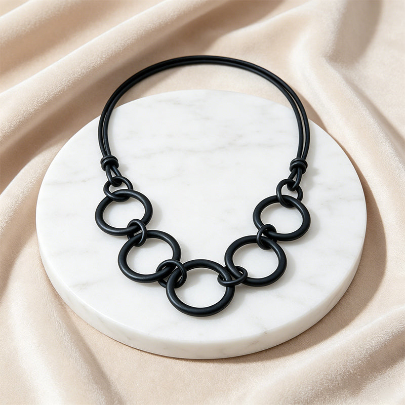 Rubber necklace